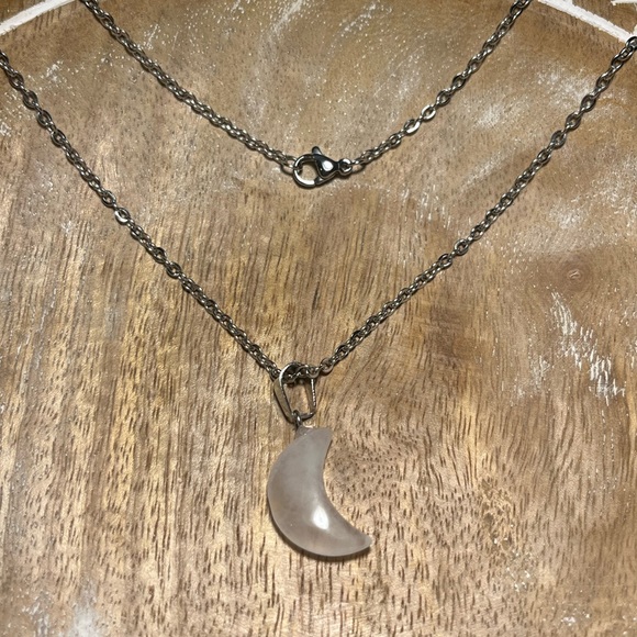 NWOT Rose Quartz Moon Silver Necklace - Picture 10 of 11